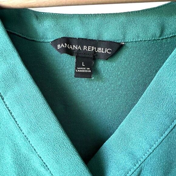 Banana Republic green emerald women's sleeveless blouse top comfortable size L.‎ - Picture 6 of 9